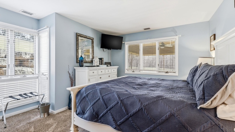 C11 Long Bay Point, GALENA, Illinois 61036, 1 Bedroom Bedrooms, ,1 BathroomBathrooms,Condominium,For Sale,Long Bay Point,202601776