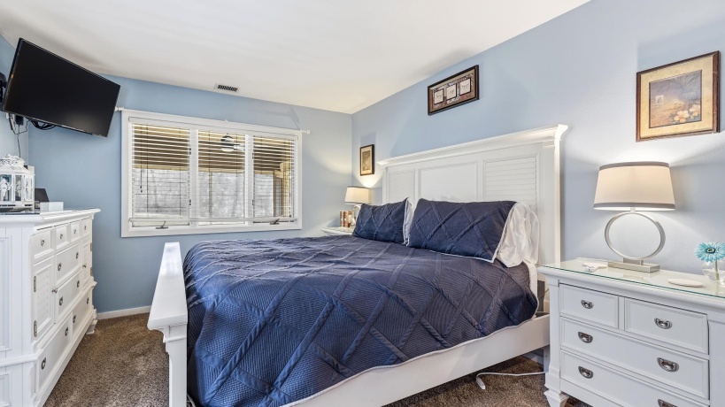 C11 Long Bay Point, GALENA, Illinois 61036, 1 Bedroom Bedrooms, ,1 BathroomBathrooms,Condominium,For Sale,Long Bay Point,202601776