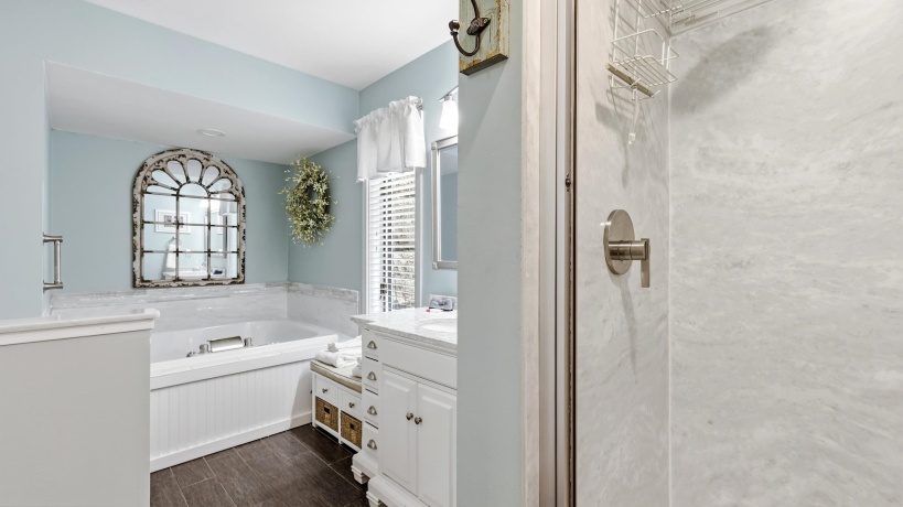 C11 Long Bay Point, GALENA, Illinois 61036, 1 Bedroom Bedrooms, ,1 BathroomBathrooms,Condominium,For Sale,Long Bay Point,202601776