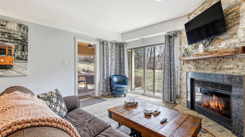 C11 Long Bay Point, GALENA, Illinois 61036, 1 Bedroom Bedrooms, ,1 BathroomBathrooms,Condominium,For Sale,Long Bay Point,202601776