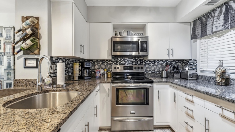 C11 Long Bay Point, GALENA, Illinois 61036, 1 Bedroom Bedrooms, ,1 BathroomBathrooms,Condominium,For Sale,Long Bay Point,202601776