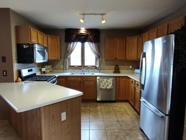 503 Royal, BELVIDERE, Illinois 61008, 4 Bedrooms Bedrooms, ,3 BathroomsBathrooms,House,For Sale,Royal,202601778