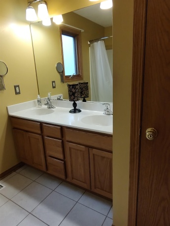 503 Royal, BELVIDERE, Illinois 61008, 4 Bedrooms Bedrooms, ,3 BathroomsBathrooms,House,For Sale,Royal,202601778