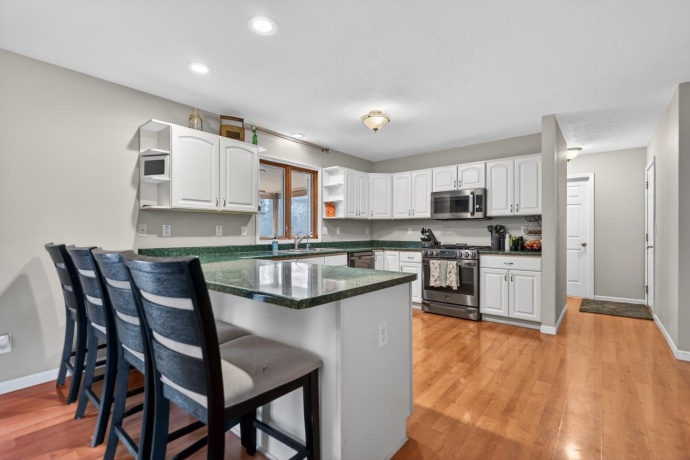 206 Griffin, POPLAR GROVE, Illinois 61065, 4 Bedrooms Bedrooms, ,2 BathroomsBathrooms,House,For Sale,Griffin,202601779