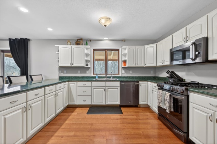 206 Griffin, POPLAR GROVE, Illinois 61065, 4 Bedrooms Bedrooms, ,2 BathroomsBathrooms,House,For Sale,Griffin,202601779