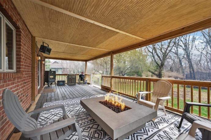 206 Griffin, POPLAR GROVE, Illinois 61065, 4 Bedrooms Bedrooms, ,2 BathroomsBathrooms,House,For Sale,Griffin,202601779