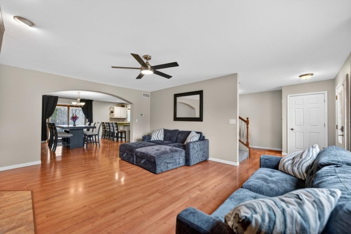 206 Griffin, POPLAR GROVE, Illinois 61065, 4 Bedrooms Bedrooms, ,2 BathroomsBathrooms,House,For Sale,Griffin,202601779