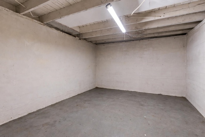 2922 Collins Street, ROCKFORD, Illinois 61108, 2 Bedrooms Bedrooms, ,1 BathroomBathrooms,House,For Sale,Collins Street,202601780