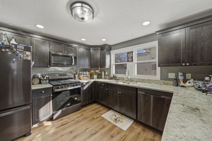 406 Congress, POLO, Illinois 61064, 4 Bedrooms Bedrooms, ,2 BathroomsBathrooms,House,For Sale,Congress,202600901