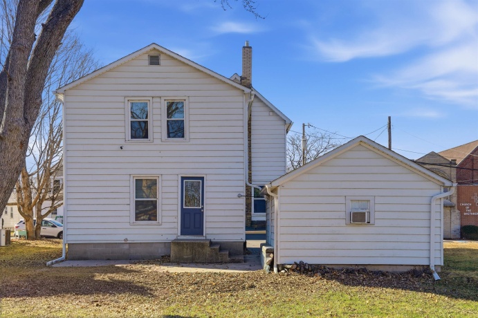 406 Congress, POLO, Illinois 61064, 4 Bedrooms Bedrooms, ,2 BathroomsBathrooms,House,For Sale,Congress,202600901