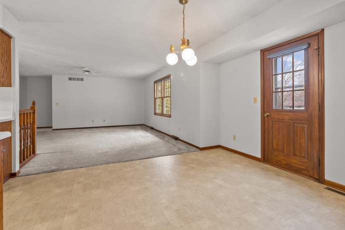 1872 Trainer, ROCKFORD, Illinois 61108, 3 Bedrooms Bedrooms, ,2 BathroomsBathrooms,House,For Sale,Trainer,202601782