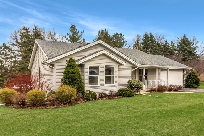 1872 Trainer, ROCKFORD, Illinois 61108, 3 Bedrooms Bedrooms, ,2 BathroomsBathrooms,House,For Sale,Trainer,202601782