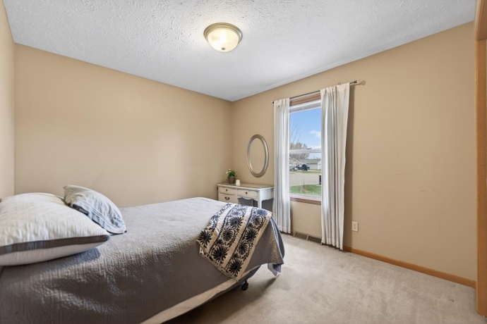 43 THICKET, SOUTH BELOIT, Illinois 61080, 3 Bedrooms Bedrooms, ,2 BathroomsBathrooms,House,For Sale,THICKET,202601785