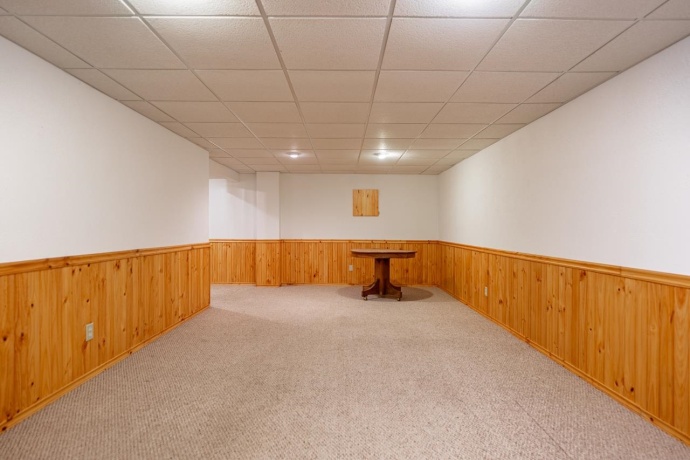 43 THICKET, SOUTH BELOIT, Illinois 61080, 3 Bedrooms Bedrooms, ,2 BathroomsBathrooms,House,For Sale,THICKET,202601785