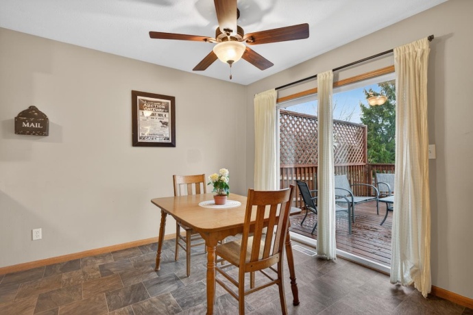 43 THICKET, SOUTH BELOIT, Illinois 61080, 3 Bedrooms Bedrooms, ,2 BathroomsBathrooms,House,For Sale,THICKET,202601785