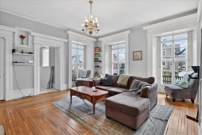 628 Buchanan, BELVIDERE, Illinois 61008, 5 Bedrooms Bedrooms, ,2 BathroomsBathrooms,House,For Sale,Buchanan,202601786