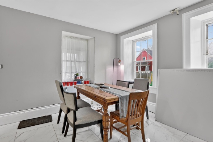 628 Buchanan, BELVIDERE, Illinois 61008, 5 Bedrooms Bedrooms, ,2 BathroomsBathrooms,House,For Sale,Buchanan,202601786