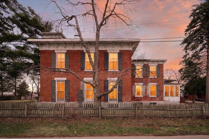 628 Buchanan, BELVIDERE, Illinois 61008, 5 Bedrooms Bedrooms, ,2 BathroomsBathrooms,House,For Sale,Buchanan,202601786