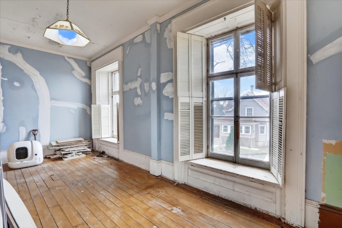 628 Buchanan, BELVIDERE, Illinois 61008, 5 Bedrooms Bedrooms, ,2 BathroomsBathrooms,House,For Sale,Buchanan,202601786