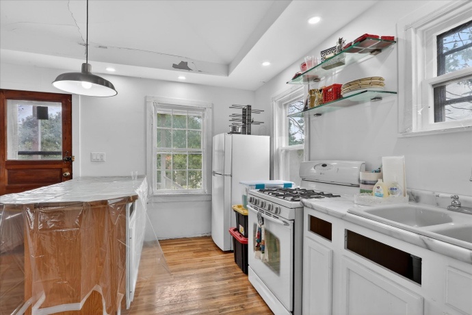 628 Buchanan, BELVIDERE, Illinois 61008, 5 Bedrooms Bedrooms, ,2 BathroomsBathrooms,House,For Sale,Buchanan,202601786