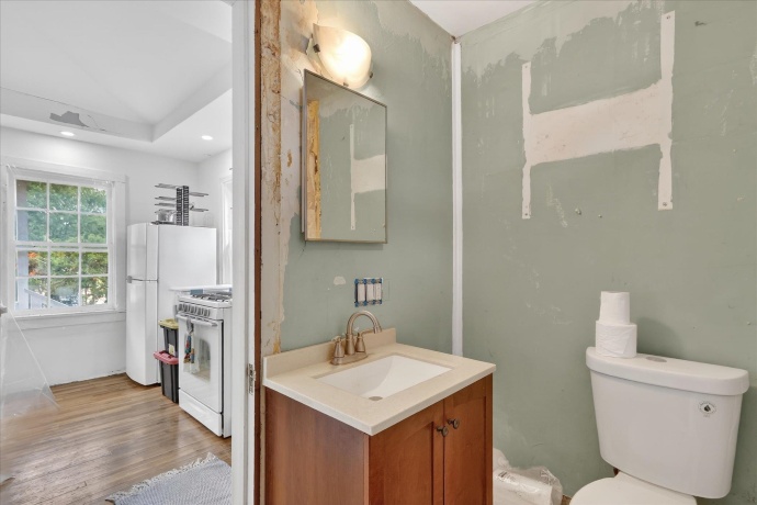 628 Buchanan, BELVIDERE, Illinois 61008, 5 Bedrooms Bedrooms, ,2 BathroomsBathrooms,House,For Sale,Buchanan,202601786