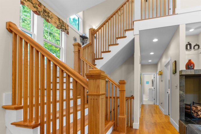 33 Sugarcreek, GALENA, Illinois 61036, 4 Bedrooms Bedrooms, ,2 BathroomsBathrooms,House,For Sale,Sugarcreek,202601130