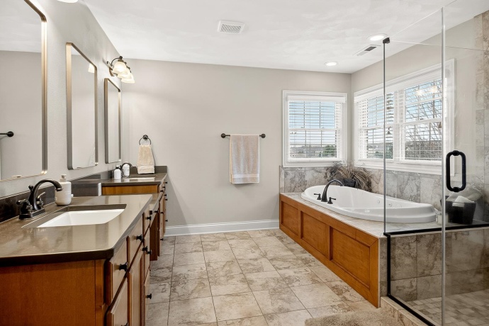 847 Stonegate, BELVIDERE, Illinois 61008, 4 Bedrooms Bedrooms, ,4 BathroomsBathrooms,House,For Sale,Stonegate,202601789