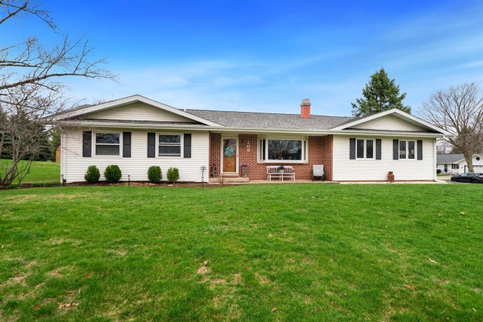 109 13th, OREGON, Illinois 61061, 3 Bedrooms Bedrooms, ,3 BathroomsBathrooms,House,For Sale,13th,202601791