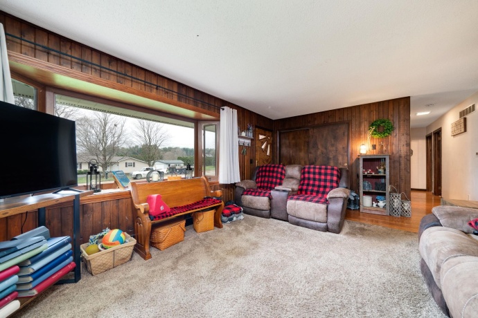 109 13th, OREGON, Illinois 61061, 3 Bedrooms Bedrooms, ,3 BathroomsBathrooms,House,For Sale,13th,202601791