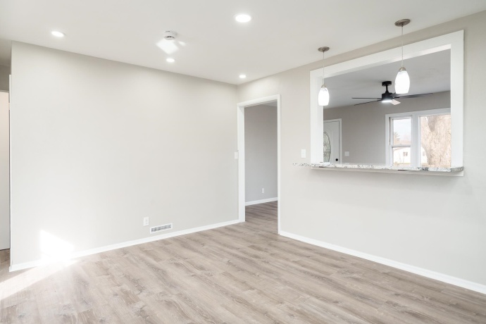 1317 Van Stone, MACHESNEY PARK, Illinois 61115, 3 Bedrooms Bedrooms, ,1 BathroomBathrooms,House,For Sale,Van Stone,202601792