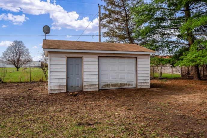 1317 Van Stone, MACHESNEY PARK, Illinois 61115, 3 Bedrooms Bedrooms, ,1 BathroomBathrooms,House,For Sale,Van Stone,202601792