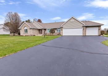 144 Glen Abbey, ROCKFORD, Illinois 61107, 3 Bedrooms Bedrooms, ,4 BathroomsBathrooms,House,For Sale,Glen Abbey,202601793