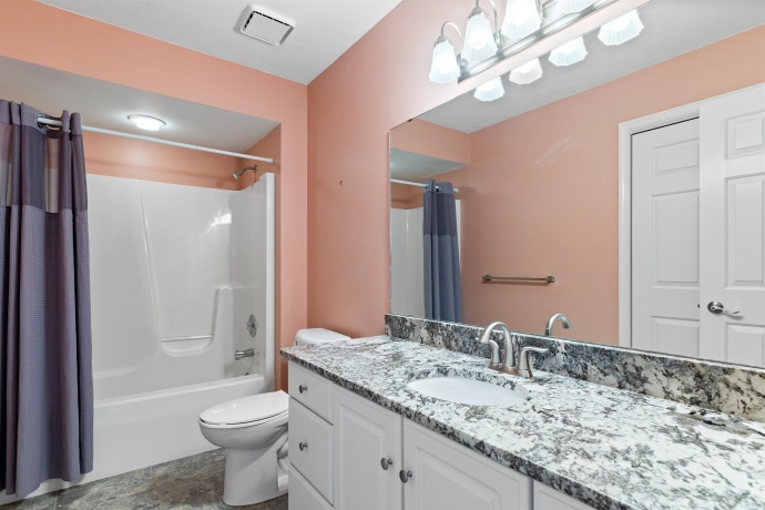 144 Glen Abbey, ROCKFORD, Illinois 61107, 3 Bedrooms Bedrooms, ,4 BathroomsBathrooms,House,For Sale,Glen Abbey,202601793