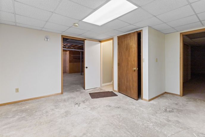 144 Glen Abbey, ROCKFORD, Illinois 61107, 3 Bedrooms Bedrooms, ,4 BathroomsBathrooms,House,For Sale,Glen Abbey,202601793