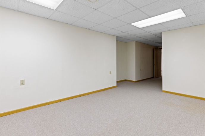 144 Glen Abbey, ROCKFORD, Illinois 61107, 3 Bedrooms Bedrooms, ,4 BathroomsBathrooms,House,For Sale,Glen Abbey,202601793