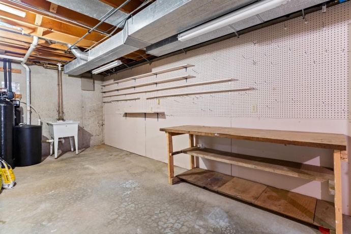 144 Glen Abbey, ROCKFORD, Illinois 61107, 3 Bedrooms Bedrooms, ,4 BathroomsBathrooms,House,For Sale,Glen Abbey,202601793