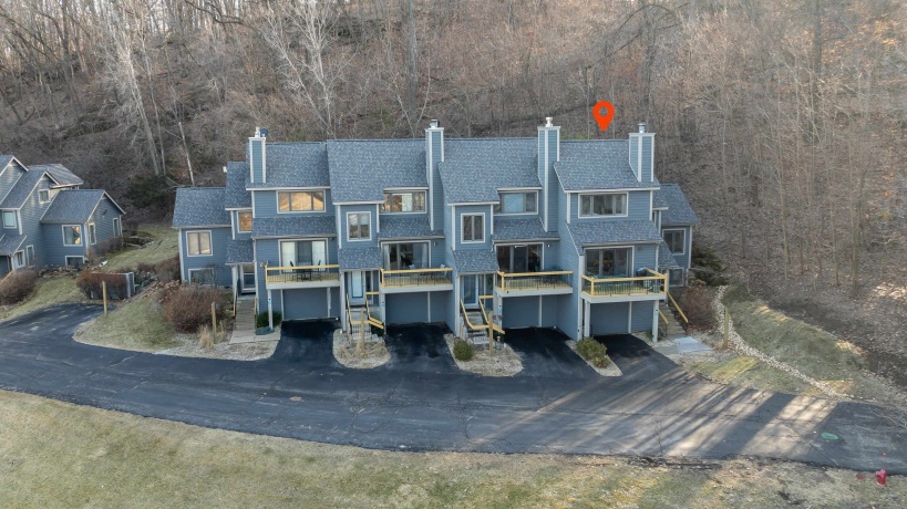 324 Territory, GALENA, Illinois 61036, 3 Bedrooms Bedrooms, ,2 BathroomsBathrooms,Condominium,For Sale,Territory,202601795