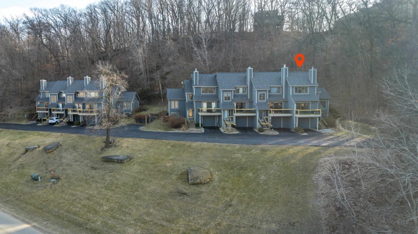 324 Territory, GALENA, Illinois 61036, 3 Bedrooms Bedrooms, ,2 BathroomsBathrooms,Condominium,For Sale,Territory,202601795