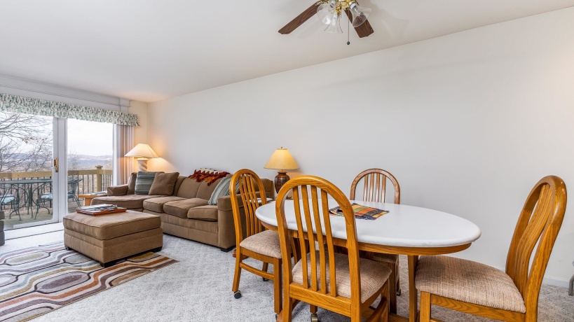 324 Territory, GALENA, Illinois 61036, 3 Bedrooms Bedrooms, ,2 BathroomsBathrooms,Condominium,For Sale,Territory,202601795