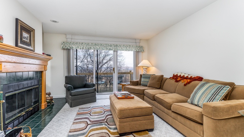 324 Territory, GALENA, Illinois 61036, 3 Bedrooms Bedrooms, ,2 BathroomsBathrooms,Condominium,For Sale,Territory,202601795