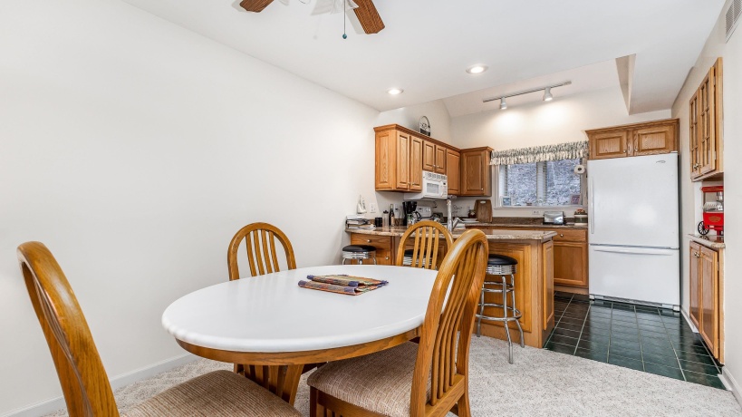 324 Territory, GALENA, Illinois 61036, 3 Bedrooms Bedrooms, ,2 BathroomsBathrooms,Condominium,For Sale,Territory,202601795