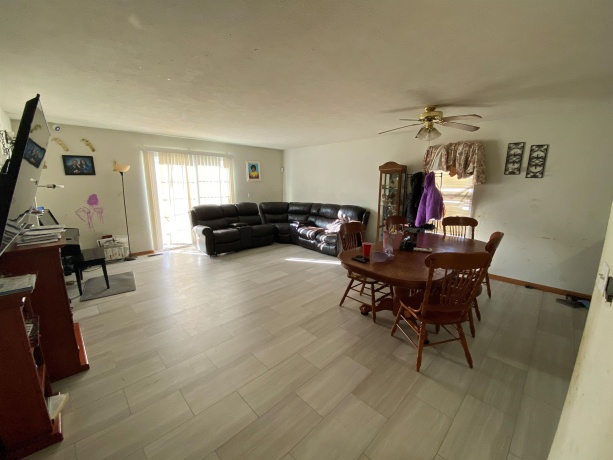 435 Waveland, ROCKFORD, Illinois 61102, 3 Bedrooms Bedrooms, ,2 BathroomsBathrooms,House,For Sale,Waveland,202601123