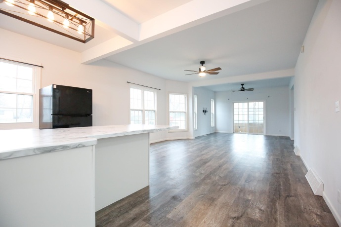 529 McKenney, DIXON, Illinois 61021, 4 Bedrooms Bedrooms, ,2 BathroomsBathrooms,House,For Sale,McKenney,202601796