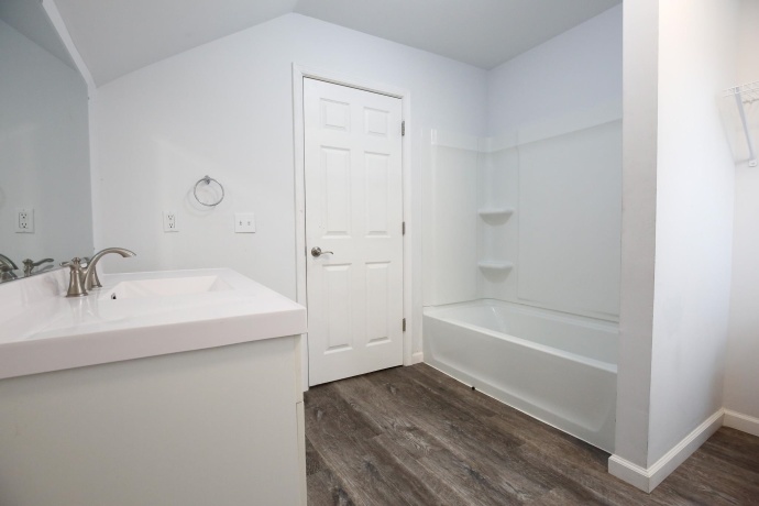 529 McKenney, DIXON, Illinois 61021, 4 Bedrooms Bedrooms, ,2 BathroomsBathrooms,House,For Sale,McKenney,202601796