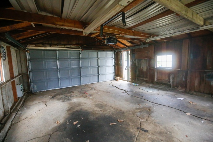 529 McKenney, DIXON, Illinois 61021, 4 Bedrooms Bedrooms, ,2 BathroomsBathrooms,House,For Sale,McKenney,202601796