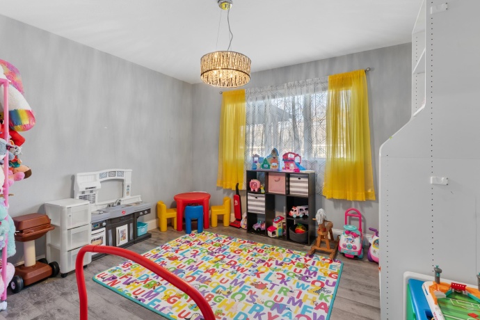 918 Mayfair, ROCKFORD, Illinois 61107, 3 Bedrooms Bedrooms, ,1 BathroomBathrooms,House,For Sale,Mayfair,202601153