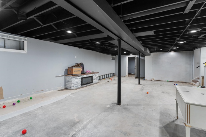 918 Mayfair, ROCKFORD, Illinois 61107, 3 Bedrooms Bedrooms, ,1 BathroomBathrooms,House,For Sale,Mayfair,202601153