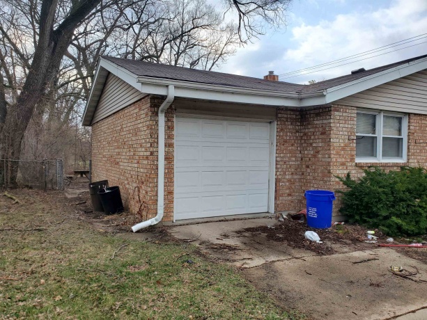 730 Woodlawn, ROCKFORD, Illinois 61103, 3 Bedrooms Bedrooms, ,1 BathroomBathrooms,House,For Sale,Woodlawn,202601797