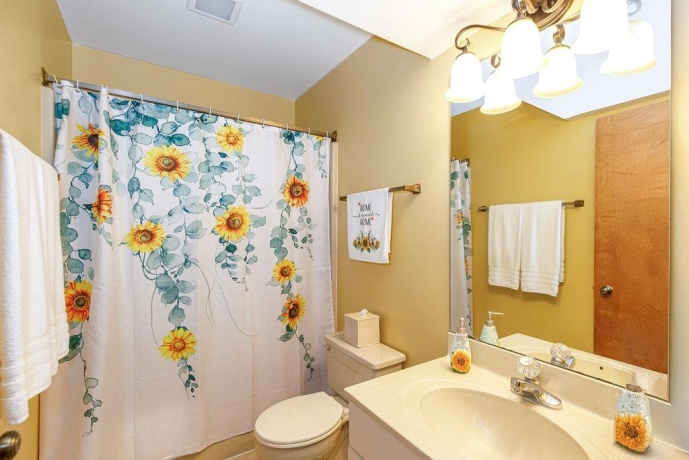 A7 Long Bay Point Drive, GALENA, Illinois 61036, 3 Bedrooms Bedrooms, ,3 BathroomsBathrooms,Condominium,For Sale,Long Bay Point Drive,202601800