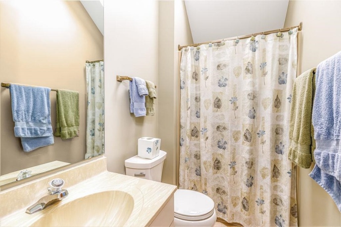 A7 Long Bay Point Drive, GALENA, Illinois 61036, 3 Bedrooms Bedrooms, ,3 BathroomsBathrooms,Condominium,For Sale,Long Bay Point Drive,202601800